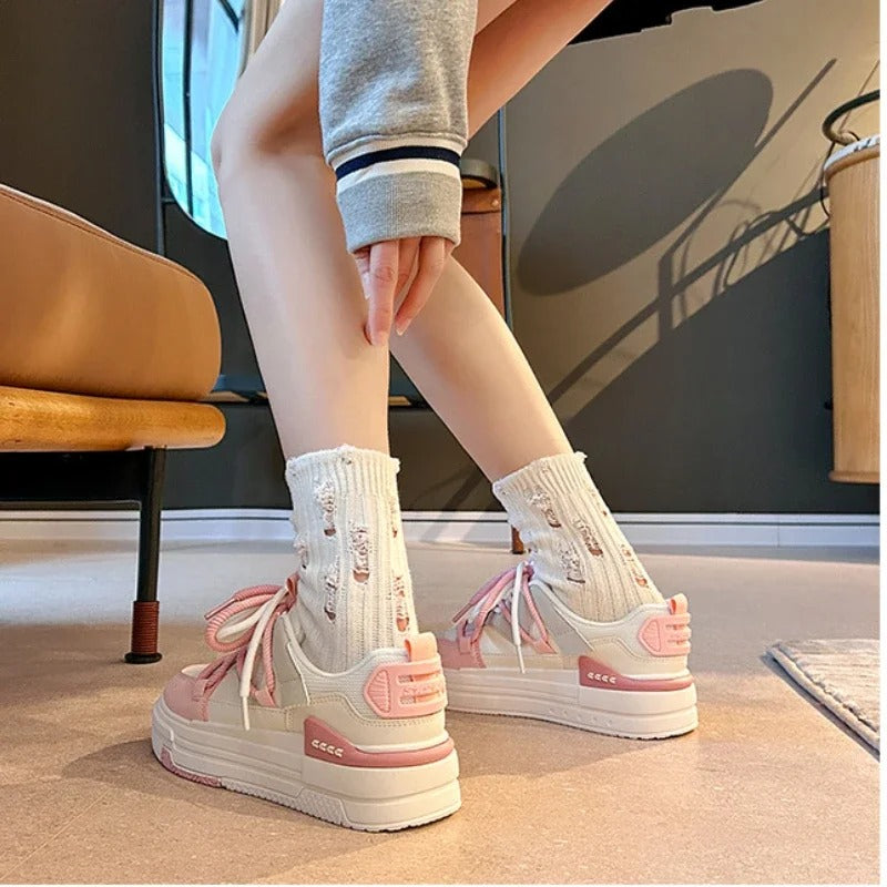 Trendy White Skate Shoes for Women