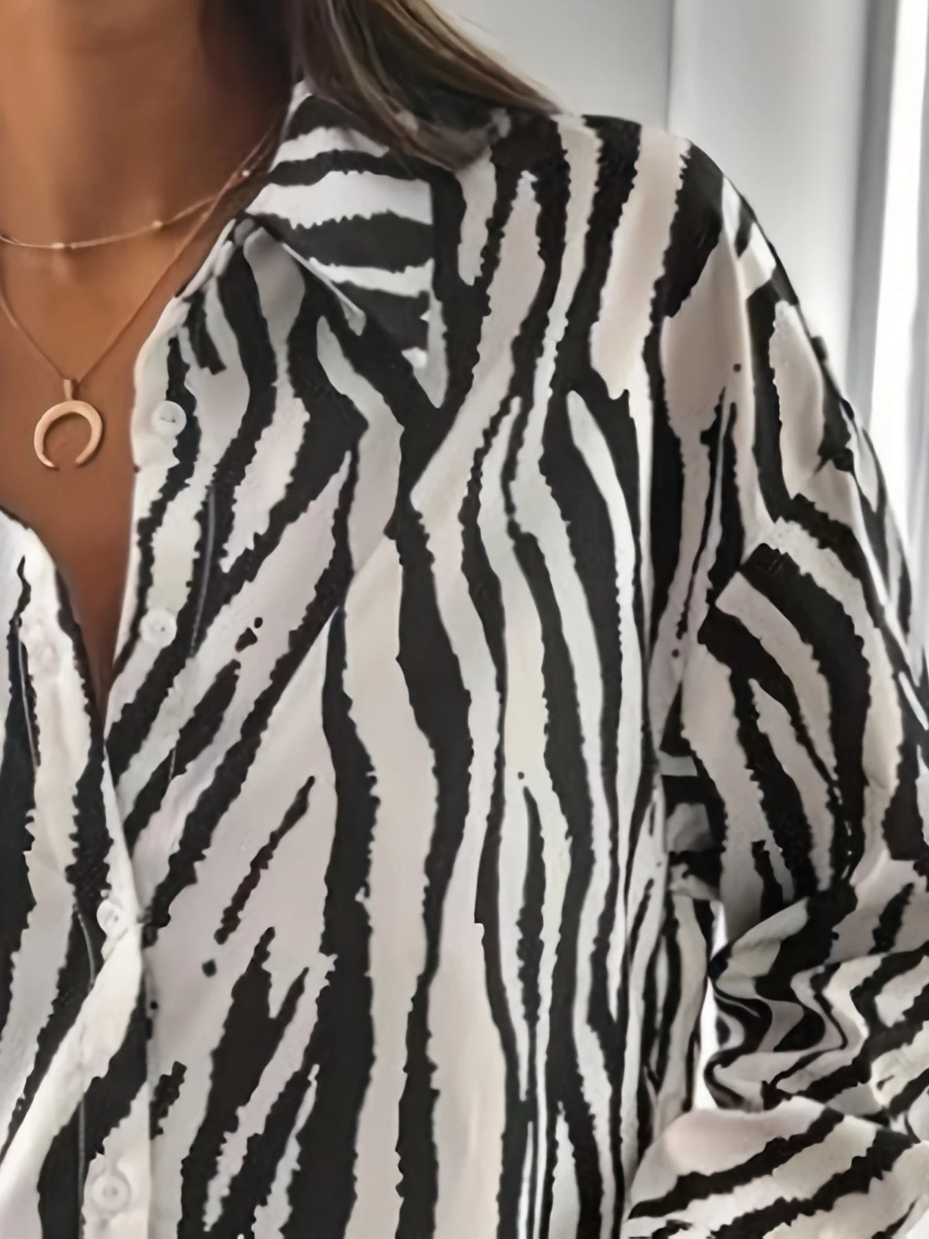 Elegant Zebra Print Long-Sleeved Shirt for Women