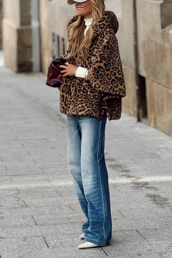 Ivyshape | Leopard Print Wide-Sleeved Fleece Coat