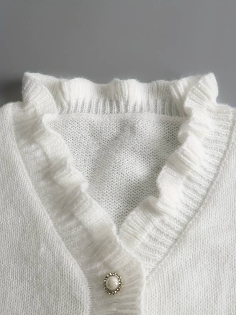 Ivyshape | Fancy Buttons Sweater