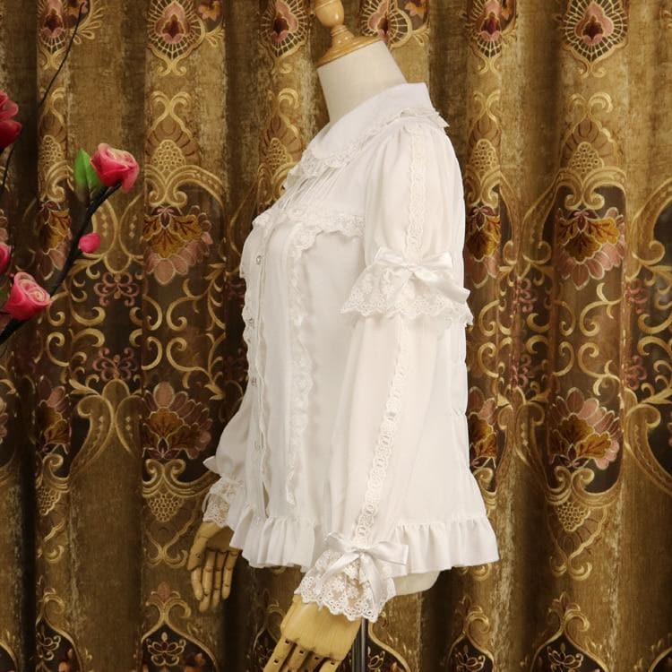 Blouse With Lace Details And Detachable Sleeves