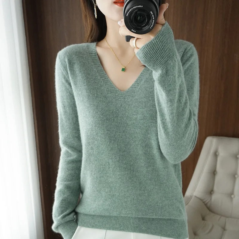 Ivyshape | warmer knit pullover with V-neck for women