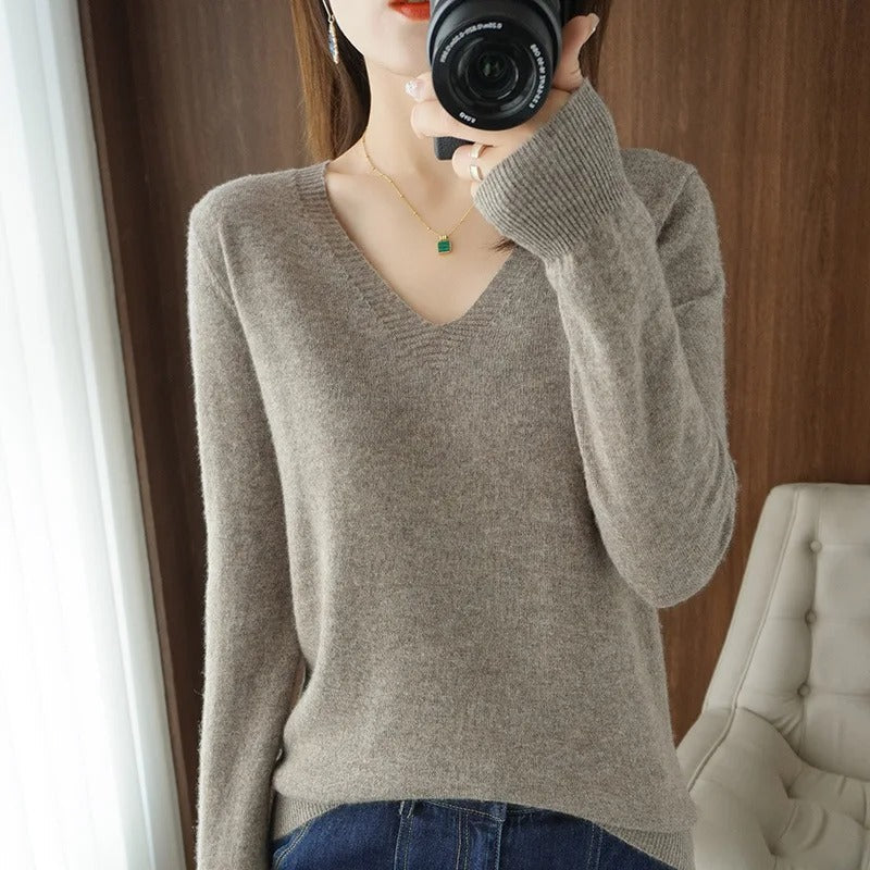 Ivyshape | warmer knit pullover with V-neck for women