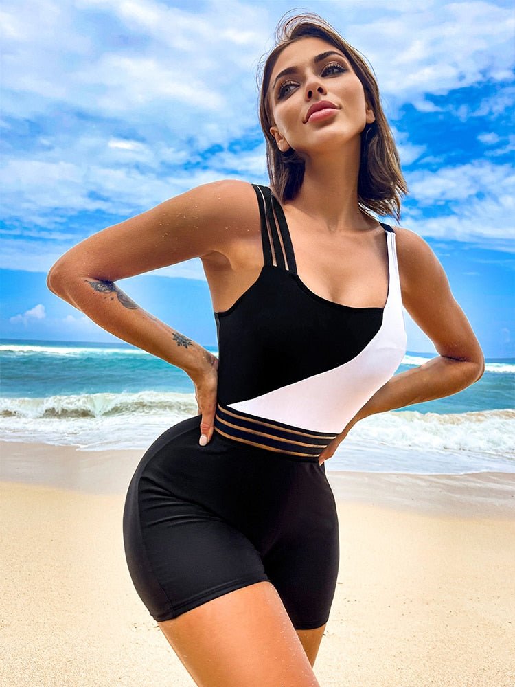 SMOKA - Seductive swimsuit in dual optics